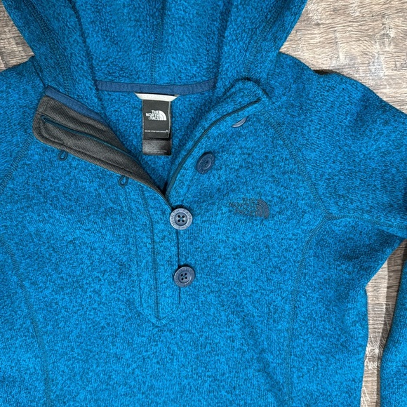 The North Face pullover sweater - Picture 2 of 6